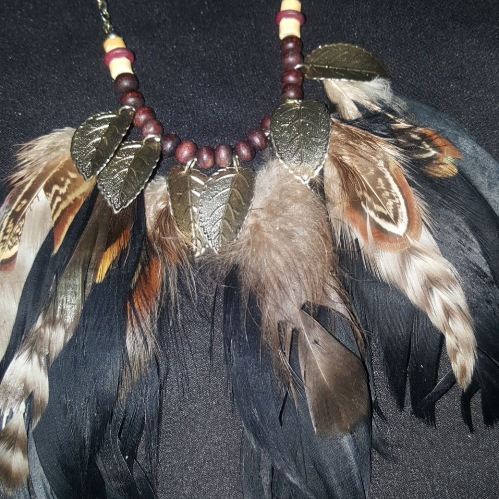 Necklace - Picture 3 of 3